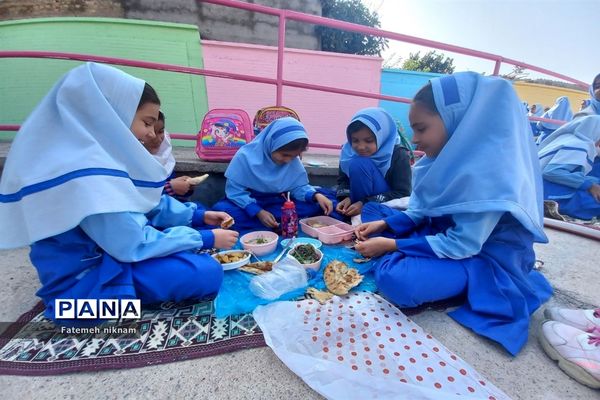 تشویق دانش‌آموزان به فرهنگ صبحانه سلامت