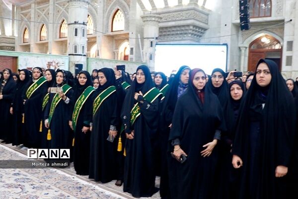 بزرگداشت هفته اولیا و مربیان و تجدید میثاق با آرمان‌های امام راحل در مرقد امام خمینی(ره)