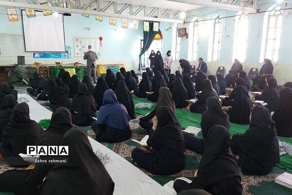 مراسم ولادت حضرت‌ عبدالعظیم حسنی(ع) در دبیرستان حجاب ناحیه‌یک شهرری