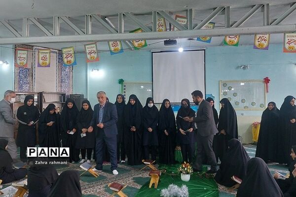 مراسم ولادت حضرت‌ عبدالعظیم حسنی(ع) در دبیرستان حجاب ناحیه‌یک شهرری