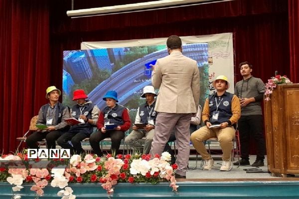 حضور دانش‌آموزان پسر البرزی در اردوی ملی خبرنگاران پانا