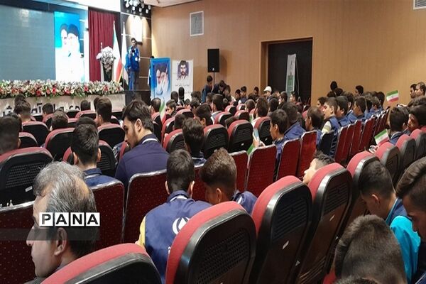 حضور دانش‌آموزان پسر البرزی در اردوی ملی خبرنگاران پانا