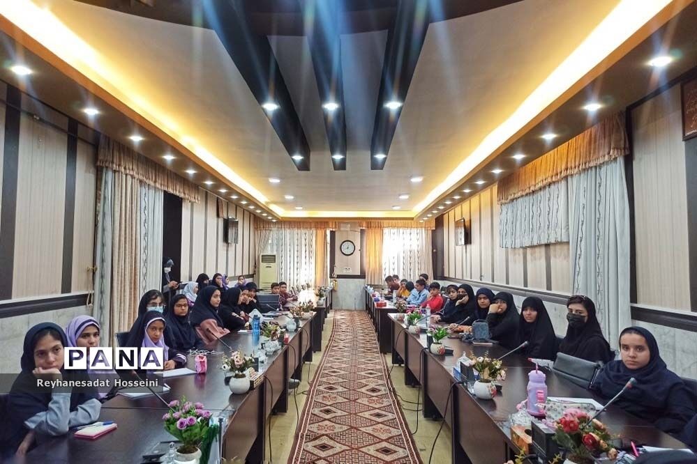 کارگاه آموزشی خبرنگاری ویژه دانش‌آموز خبرنگاران پانای ناحیه۳