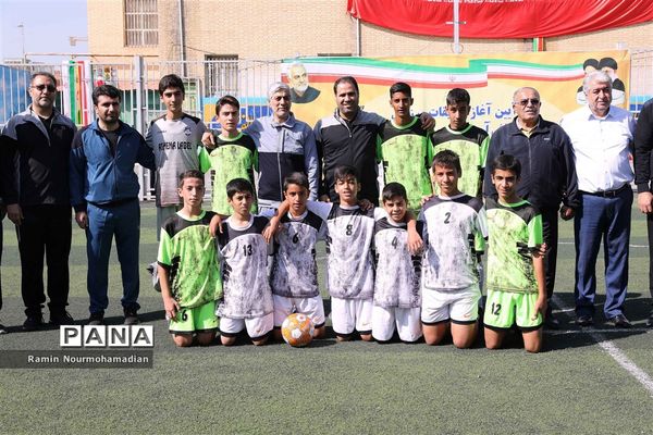 آیین آغاز مسابقات ورزشی دانش‌آموزان سراسر کشور به میزبانی آموزش و پرورش منطقه9 شهر تهران