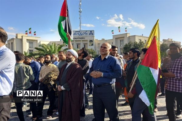 تجمع مردم شیراز در پاسخ به حملات غیر انسانی رژیم صهیونیستی