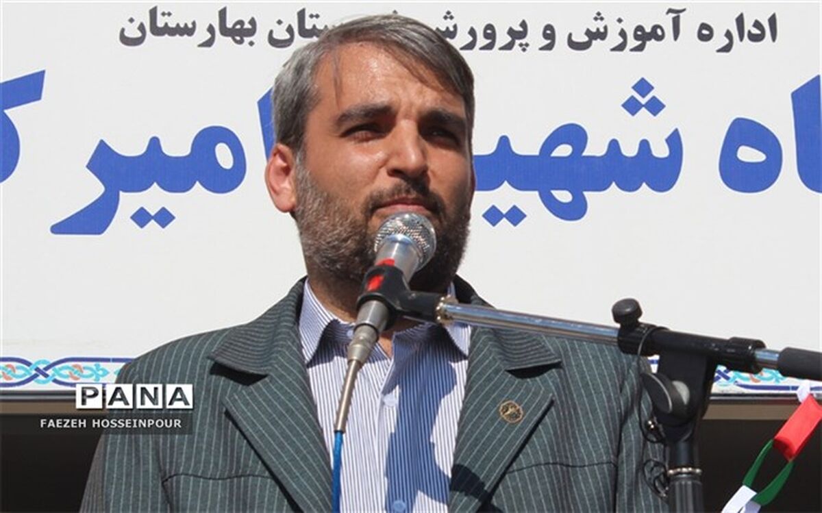 سیاست دولت سیزدهم گسترش سلامتی و نشاط میان دانش‌آموزان است/فیلم