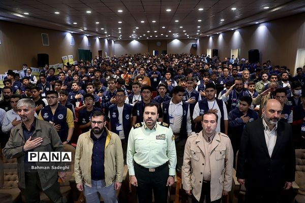 سومین روز از اردوی ملی دانش‌آموزخبرنگاران پسر پانا