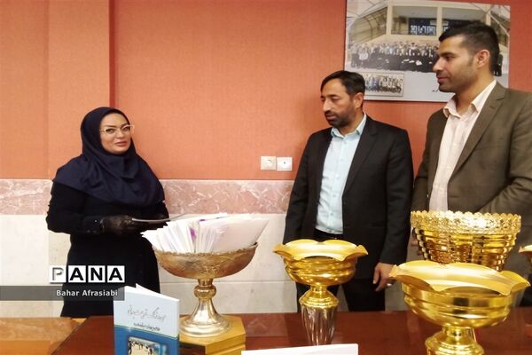 نشست دبیران تربیت‌بدنی مدارس شهرستان رباط‌کریم به‌مناسبت هفته تربیت‌بدنی
