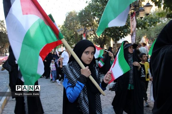 حمایت از مردم مظلوم غزه در اجتماع باشکوه مردم اسلامشهر