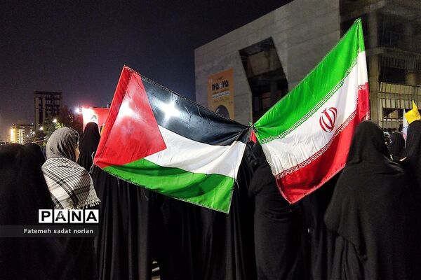 راهپیمایی بزرگ مردم مشهد مقدس در محکومیت بمباران بیمارستان المعمدانی غزه