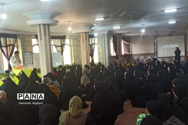 اولین جلسه مجمع عمومی و انتخابات انجمن اولیا و مربیان در دبیرستان حضرت خدیجه(س)