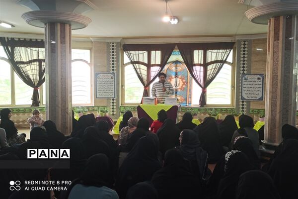 اولین جلسه مجمع عمومی و انتخابات انجمن اولیا و مربیان در دبیرستان حضرت خدیجه(س)