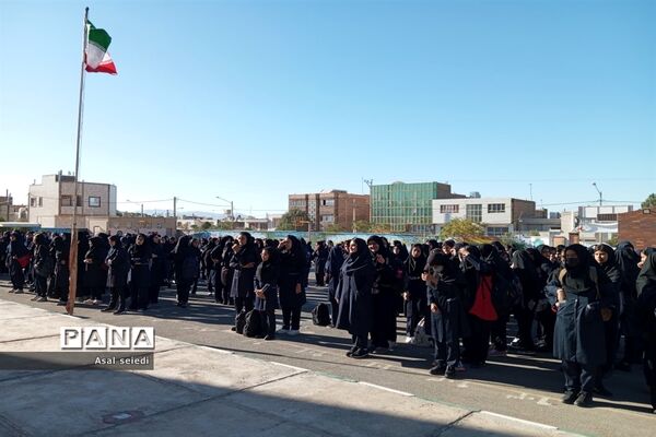 گرامیداشت هفته بهداشت و روان در دبیرستان فرهنگ مرحوم فخرایی شهرستان کاشمر