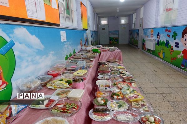 برگزاری جشنواره غذا در دبستان دخترانه فضیلت