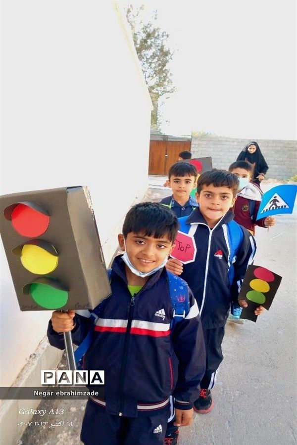 اردوی دبستان نواب صفوی جاجرم به‌مناسبت هفته سلامت و روان