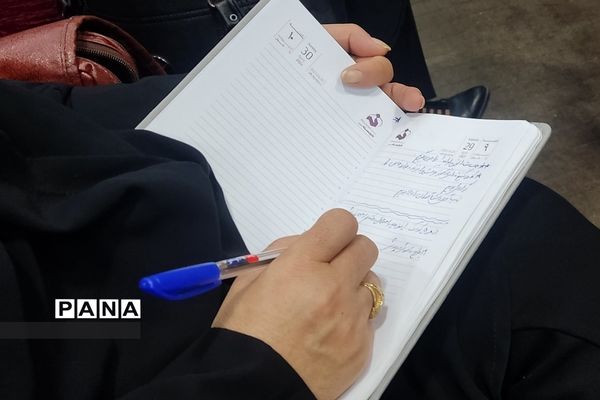 جلسه توانمند‌سازی ویژه مدیران شهرستان شهریار در کانون شهید ‌کافی شهریار