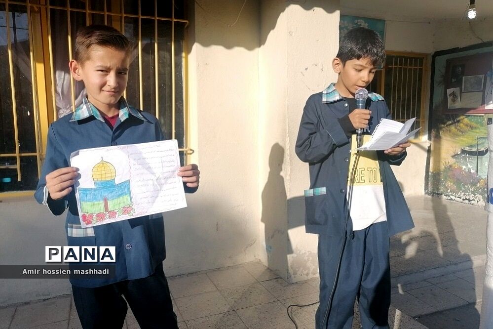 اعتراض و محکوم کردن جنایات صهیونیست  توسط دانش‌آموزان دبستان شهدای کریتون۲ رودهن