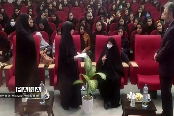 برگزاری مراسم تقدیر از دانش‌آموزان منتخب مسابقات فرهنگی هنری ناحیه ۷