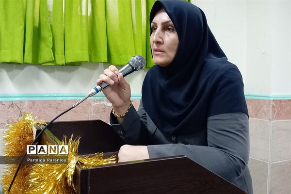 اجرای برنامه بهداشت‌روان در دبیرستان نشاط بهارستان‌2