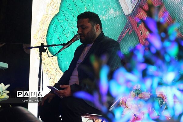 چهارمین جشنواره انار در روستای هدف گردشگری توچال