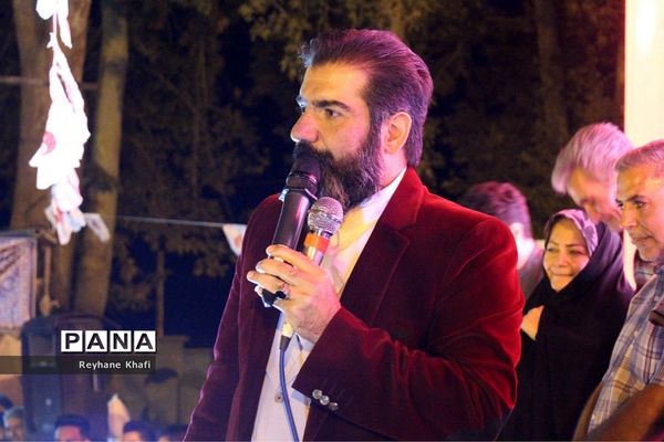 چهارمین جشنواره انار در روستای هدف گردشگری توچال