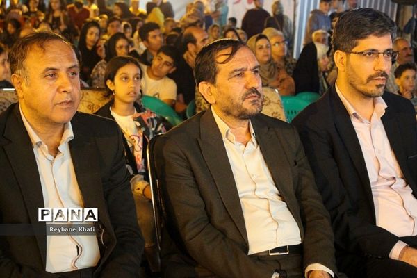 چهارمین جشنواره انار در روستای هدف گردشگری توچال