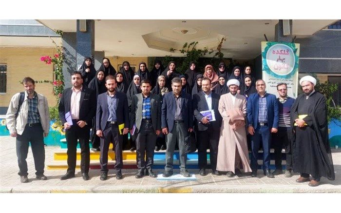 هدف از برگزاری نشست کارشناسان شهرستان‌ها و مناطق، تبیین برنامه‌های سالانه است