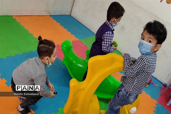 برگزاری اجرای مانور زلزله در مهد قرآنی شهرک شهید درخشان