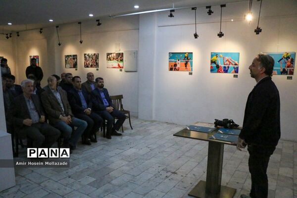 نمایشگاه آثار برگزیده جشنواره عکس عاشقان والیبال در ارومیه