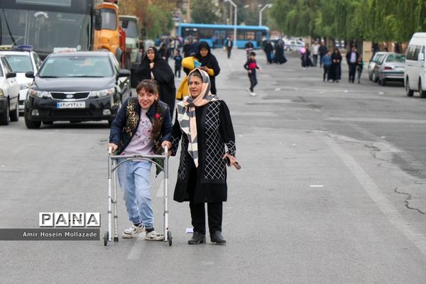 همایش پیاده‌روی خانوادگی در ارومیه