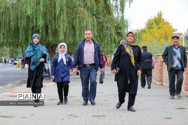 همایش پیاده‌روی خانوادگی در ارومیه