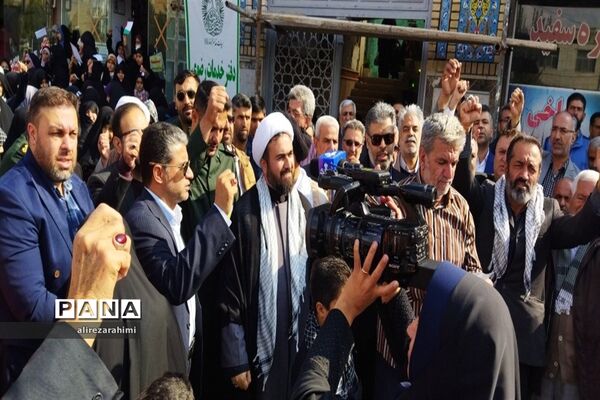 اجتماع با شکوه مردم شهرستان فیروزکوه در حمایت از مردم مظلوم فلسطین