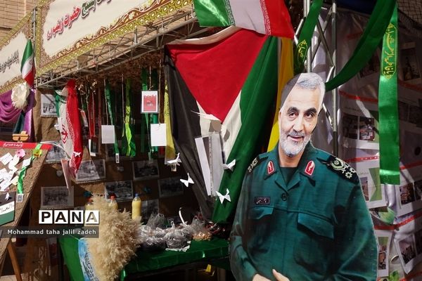 اقامه نماز عبادی سیاسی جمعه در مصلی نماز جمعه پرند