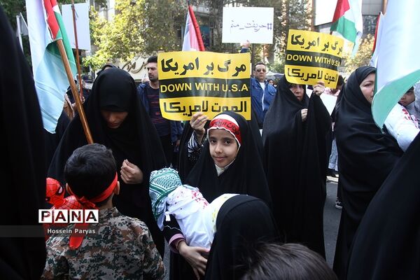 اجتماع بزرگ مادران و کودکان در حمایت از مردم فلسطین