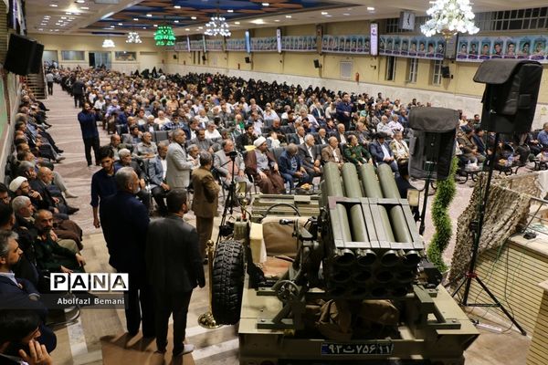 گرامیداشت یاد و خاطره شهدای گردان‌های ادوات لشکر 17 قم