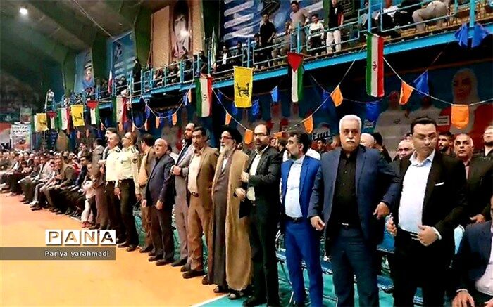 برگزاری همایش ورزشکاران و چهره‌های شاخص ورزش در سالن شهید گلعباسی شهرستان‌ورامین/فیلم