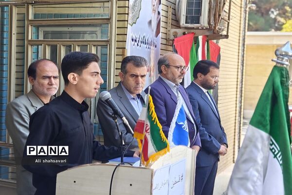 فریاد «مرگ بر اسرائیل» در مدارس کرمانشاه طنین‌انداز شد