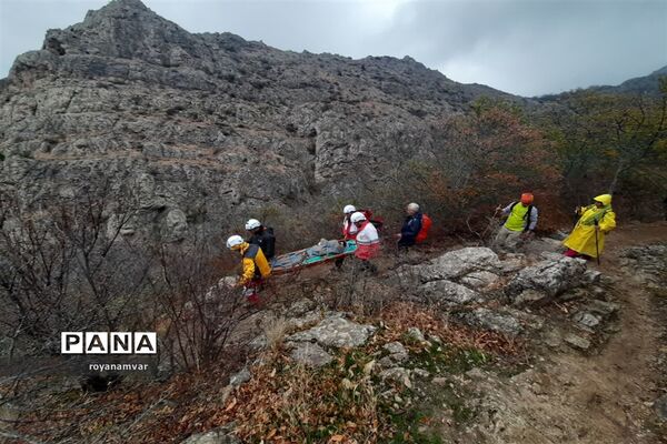 عملیات نجات جان  کوهنورد مصدوم درارتفاعات یامان داغی توسط نجاتگران جمعیت هلال احمر شهرستان مانه وسملقان