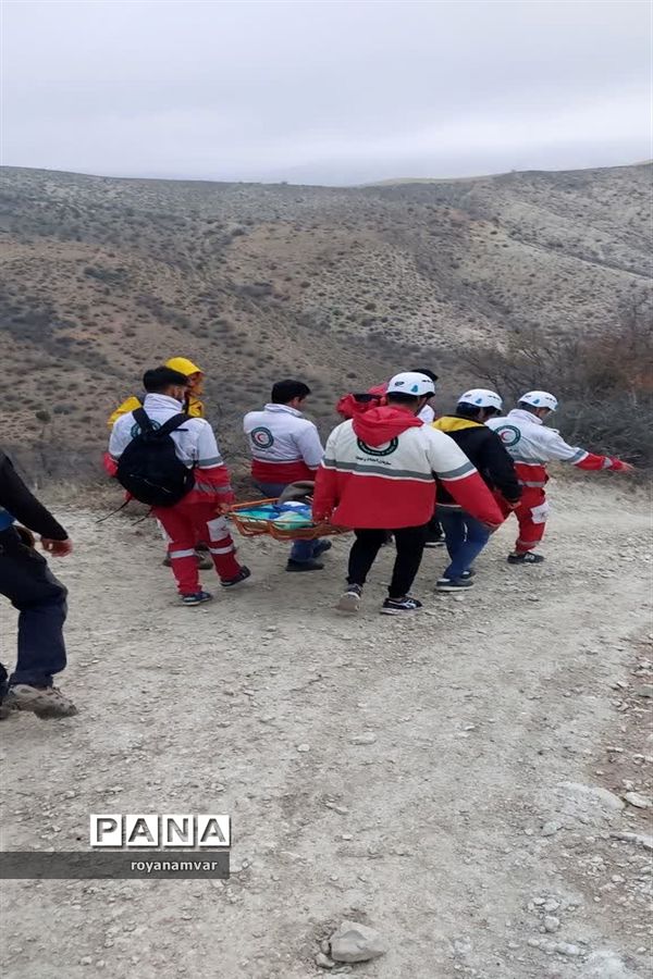 عملیات نجات جان  کوهنورد مصدوم درارتفاعات یامان داغی توسط نجاتگران جمعیت هلال احمر شهرستان مانه وسملقان