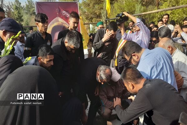 مراسم تشییع پیکر پاک شهید مدافع حرم