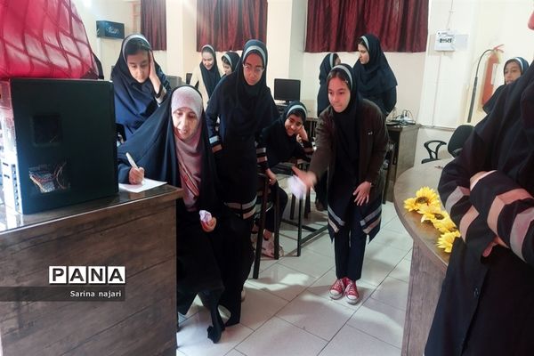 برگزاری کارگاه سوادمالی در مدرسه زهره‌وند شهرستان‌ قرچک