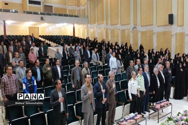 بزرگداشت هفته پیوند اولیا و مربیان در استان مرکزی