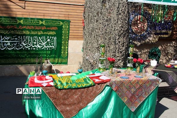 برگزاری مراسم بزرگداشت پیوند اولیا و مربیان در دبستان حضرت معصومه(س) ناحیه‌یک شهرری