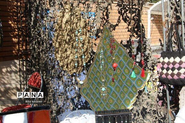 برگزاری مراسم بزرگداشت پیوند اولیا و مربیان در دبستان حضرت معصومه(س) ناحیه‌یک شهرری