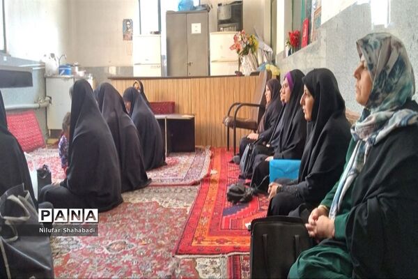 برگزاری کلاس سواد رسانه‌ای در پایگاه بسیج مسجد امیرالمؤمنین ملارد