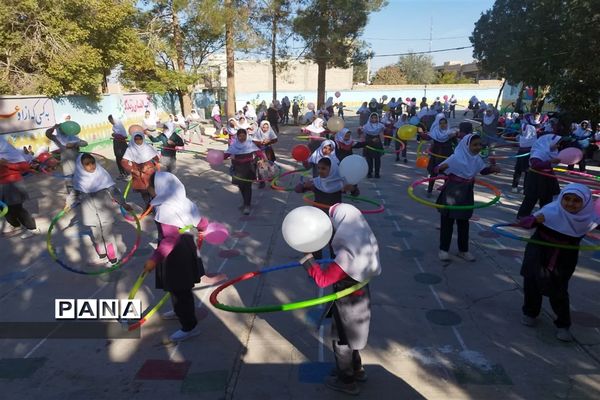 آغاز هفته تربیت بدنی درمدرسه حضرت زینب(س) شهرستان خاتم