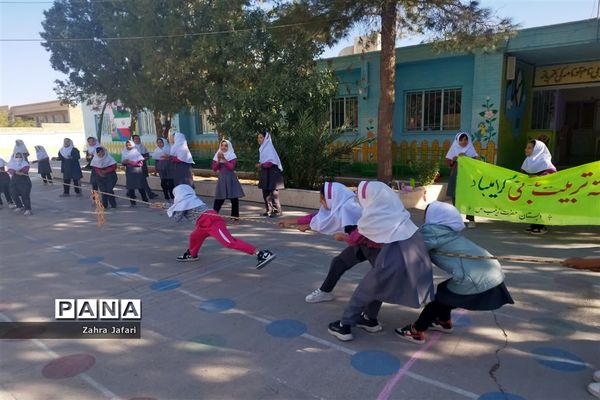 آغاز هفته تربیت بدنی درمدرسه حضرت زینب(س) شهرستان خاتم