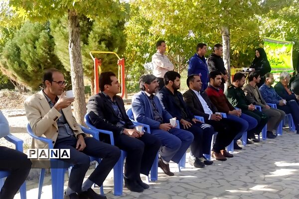 پیاده‌روی بزرگ دانش‌آموزی در شهر سورمق