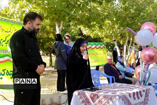پیاده‌روی بزرگ دانش‌آموزی در شهر سورمق