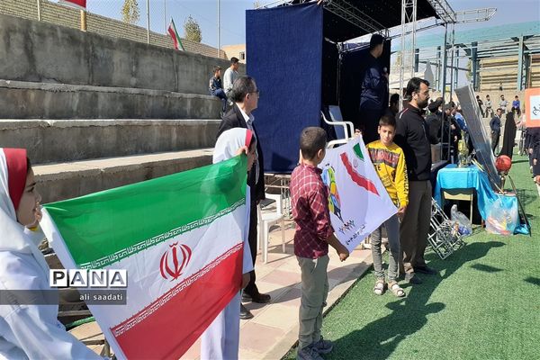 آیین افتتاحیه مسابقات ورزشی دانش‌آموزان شهرستان کلات(یادواره شهدای شهر چنار)طرح امیدستان۱۰۰